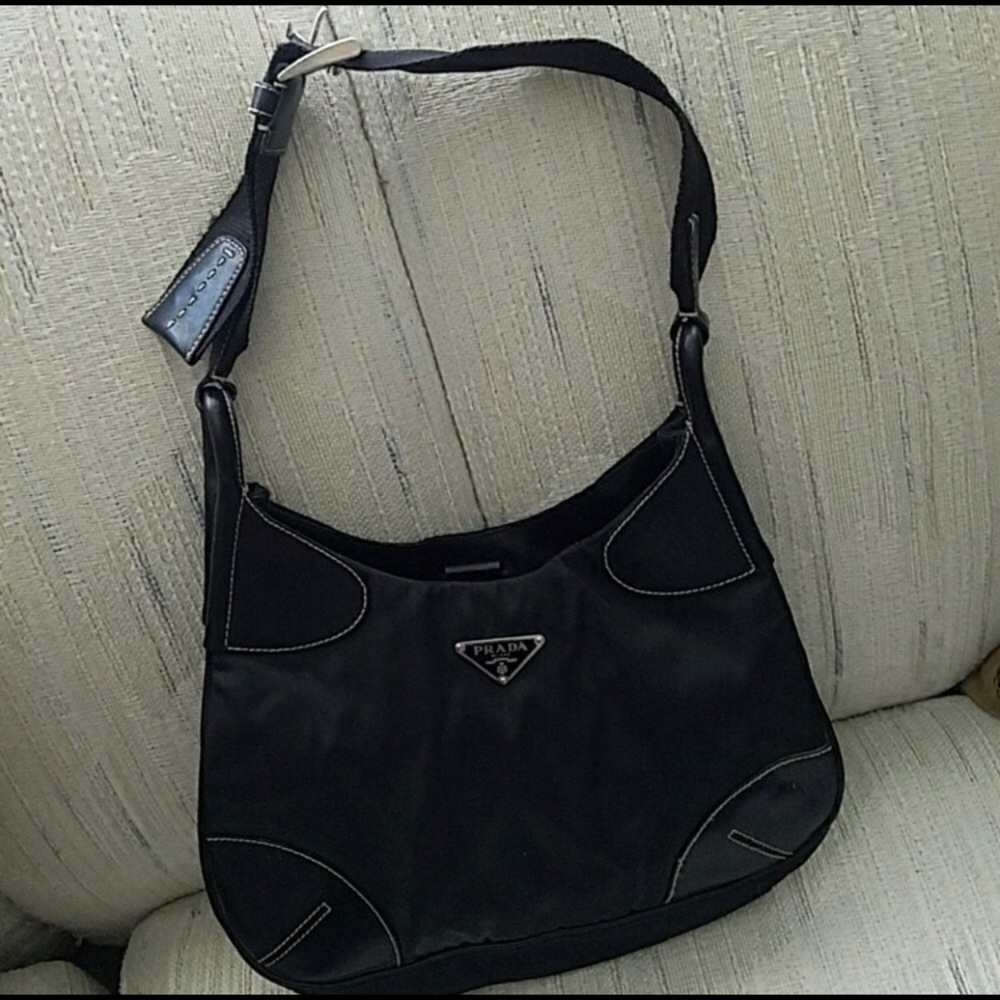 Authentic Prada purse 👛